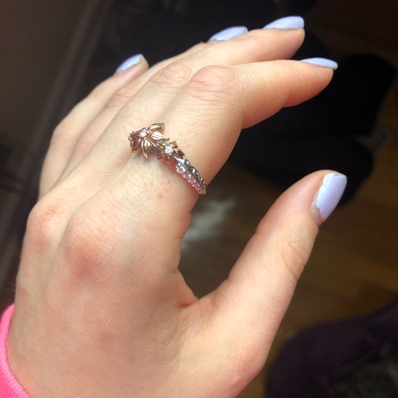Gorgeous Flower Diamond 10K Rose/White Gold Ring 9 - Picture 3 of 5